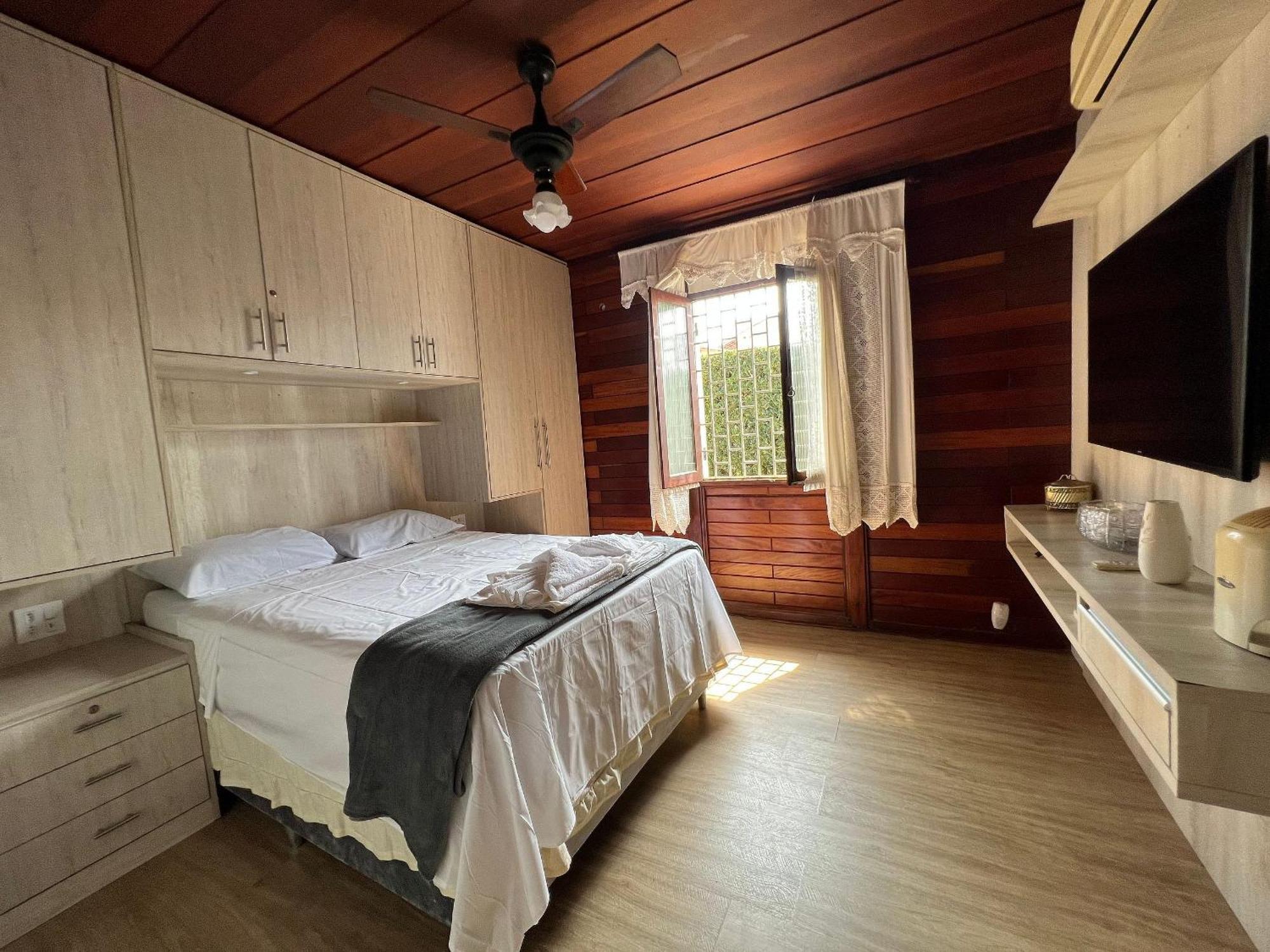 Casa Agradavel Com Piscina, A Poucos Passos Da Praia Peruíbe Εξωτερικό φωτογραφία