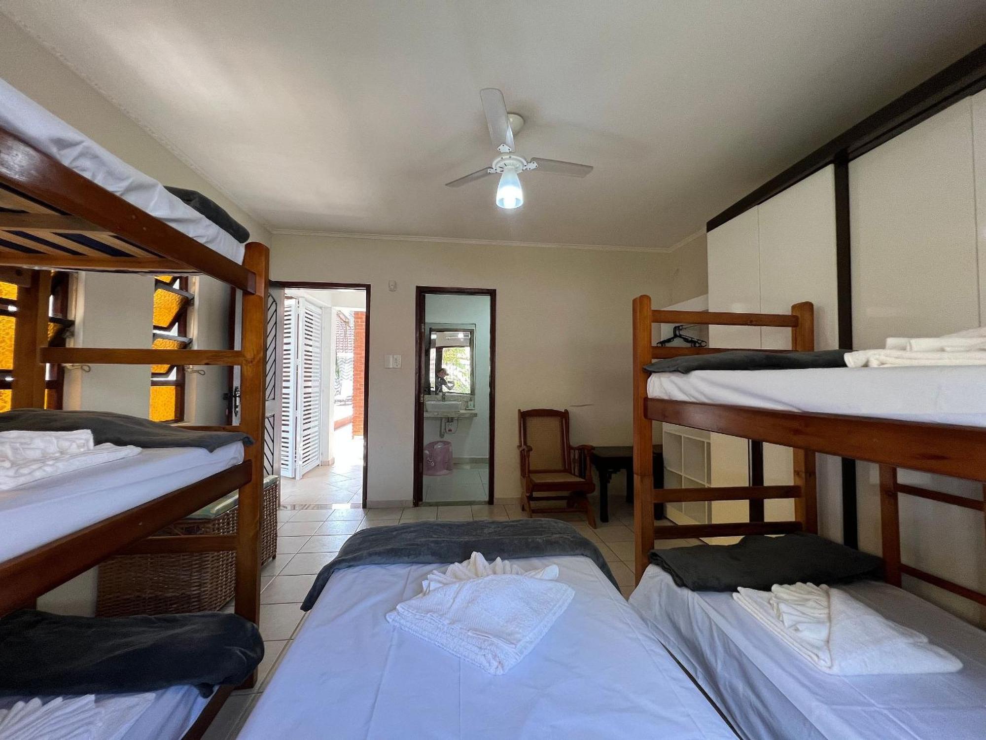 Casa Agradavel Com Piscina, A Poucos Passos Da Praia Peruíbe Εξωτερικό φωτογραφία